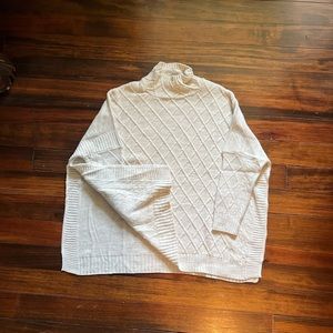 MERSEA Crème Travel Sweater
